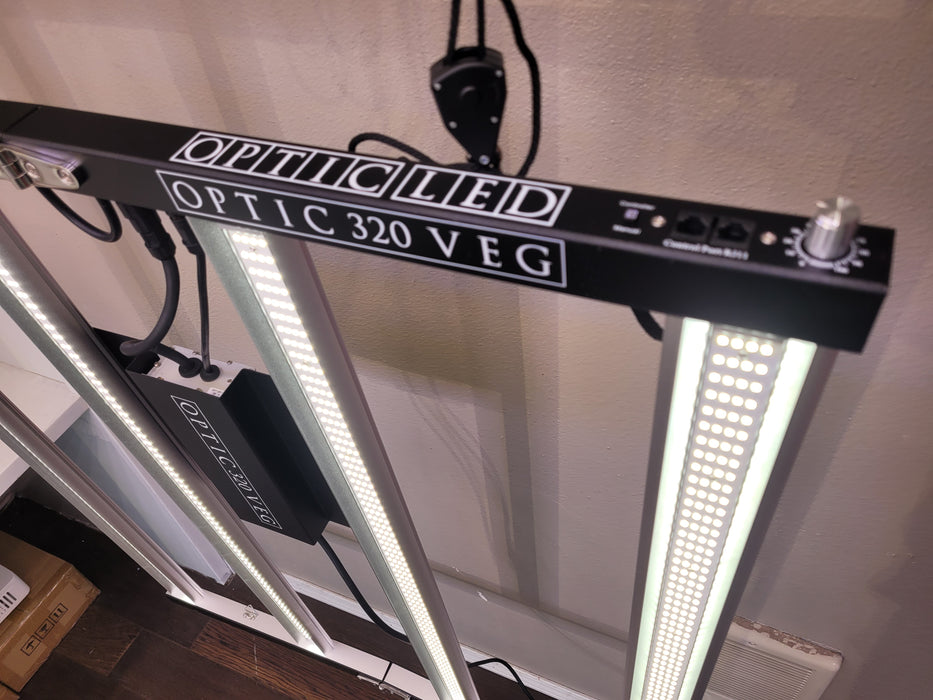 (sold out) Optic 320 VEG Dimmable LED Grow Light (4x4)