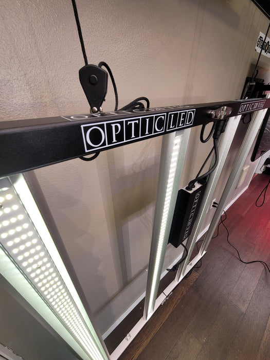 (sold out) Optic 320 VEG Dimmable LED Grow Light (4x4)